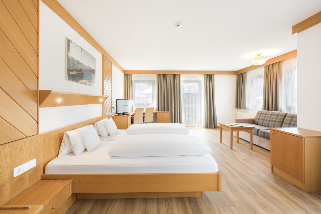 Hotel Der Waldhof Scheffau am Wilden Kaiser Pokoj fotografie